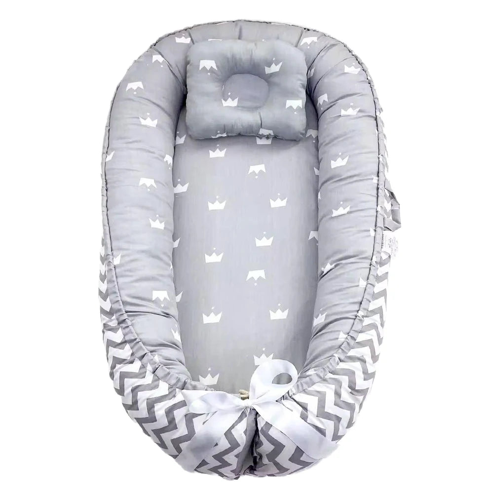 Thickening Dog Sofa Bed with Pillow