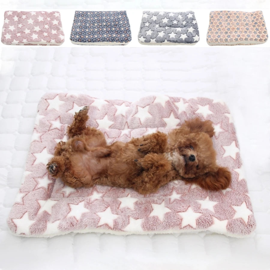Thicken Flannel Mat Pet Cat Beds Mats Dog Bed Sleeping Mat Soft Warm Blanket Puppy Kitten Beds Pet Rug Mat for Small Medium Dogd